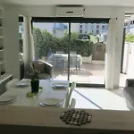 Sol-y-days California, Superbe Renove En Rdc Avec Parking, Belle Terrasse Ombragee, A 200m De La *